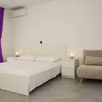Hrvoje 3*
