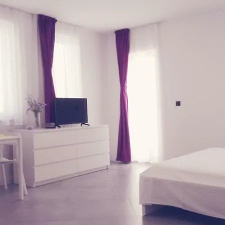 Hrvoje Gasthuis 3*