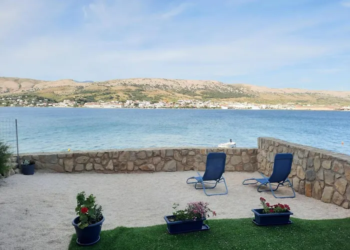 Pensionat Hrvoje Pag Town